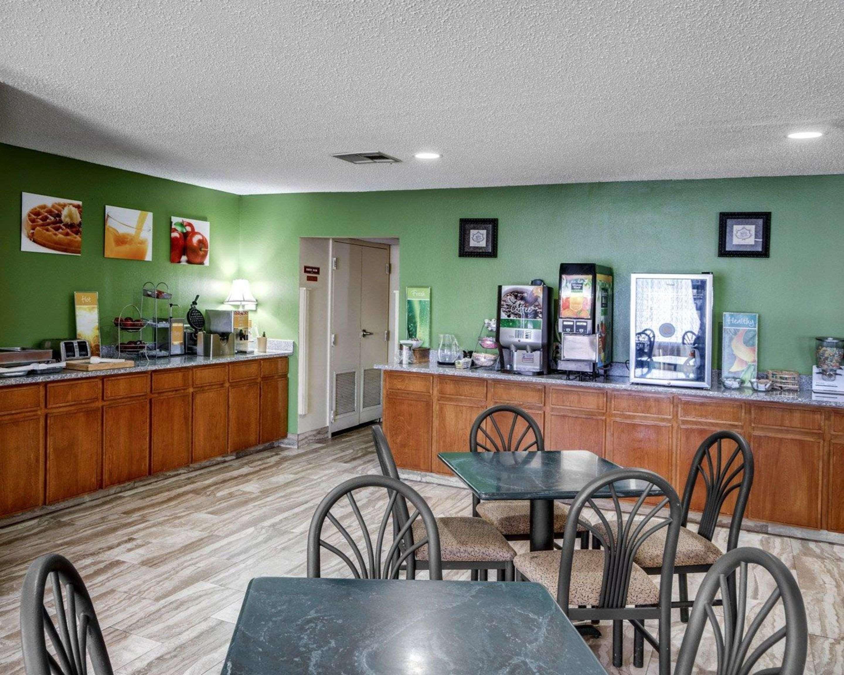 Quality Suites Baton Rouge East - Denham Springs Eksteriør bilde
