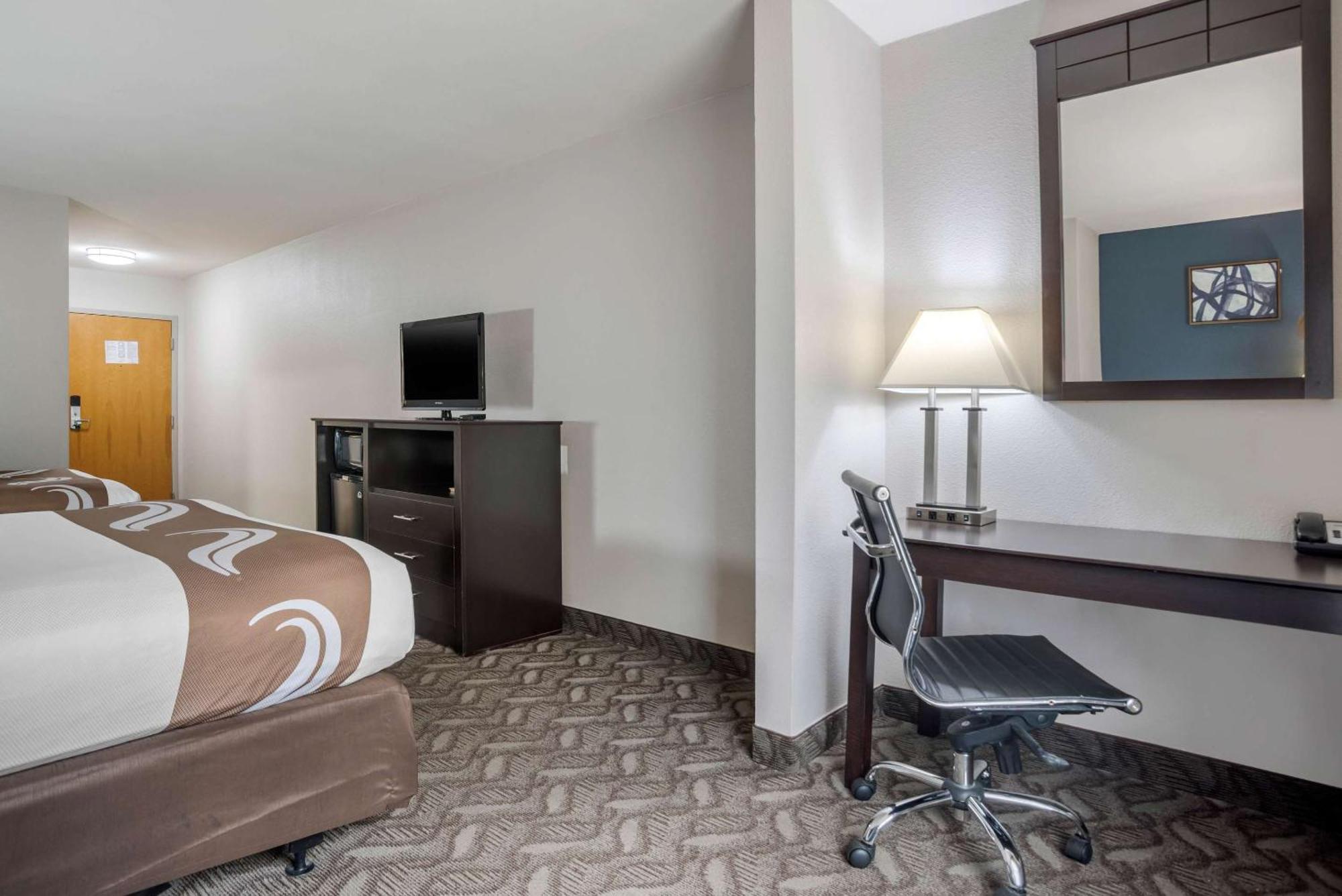 Quality Suites Baton Rouge East - Denham Springs Eksteriør bilde